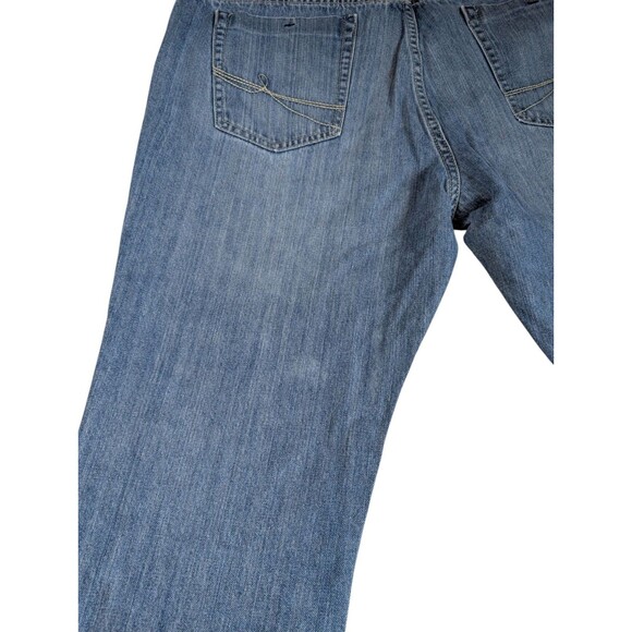 Kenneth Cole Reaction Jeans Mens 38X32 (30) Blue Medium Wash Cotton Straight Fit - Picture 9 of 15